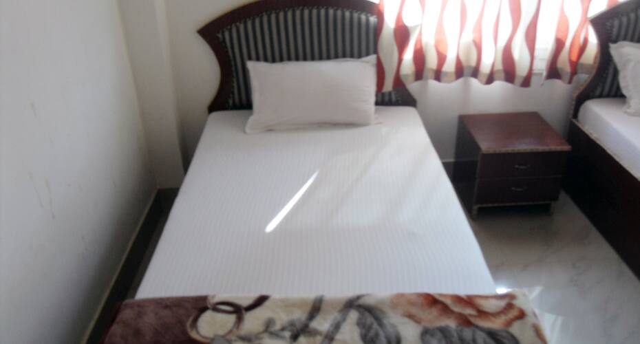Swagat Guest House, Bodhgaya 3
